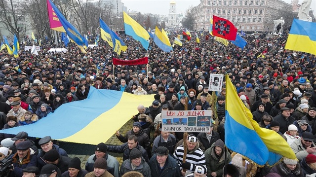 Ukrayna'da Mihail Saakaşvili için destek gösterisi düzenledi.