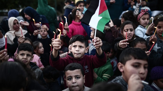 "Filistinli cesur kız" Temimi'ye destek gösterisi
