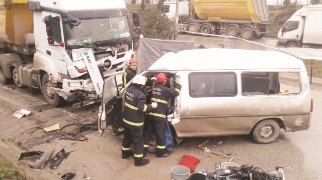 Üzücü kaza, dün sabah Anadolu Otoyolu Kuzey Yanyolu Gebze Organize Sanayi Bölgesi (GOSB) mevkiinde meydana geldi