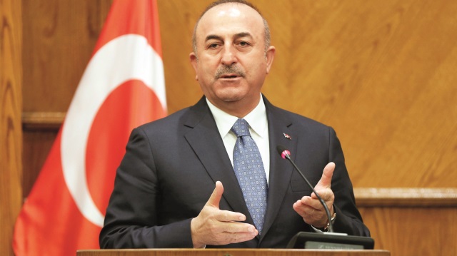 Dışişleri Bakanı Mevlüt Çavuşoğlu: Esed PKK'yı korursa askerimiz durmaz