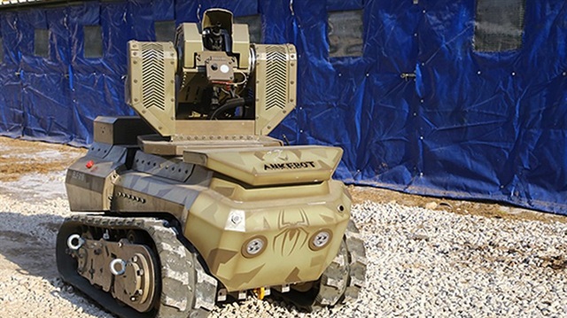 Konya'da üretilen mini insansız tank. 