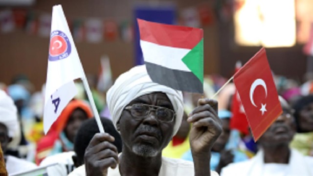 السودان يبدي حرصه على تقوية العلاقات مع تركيا "سياسيًا واقتصاديًا وعسكريًا"