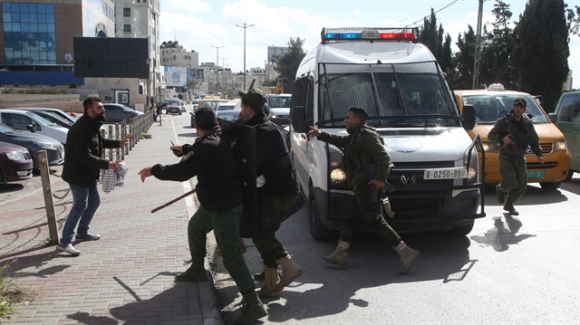İsrailli işgalcilerin saldırısında 1 genç yaralandı
