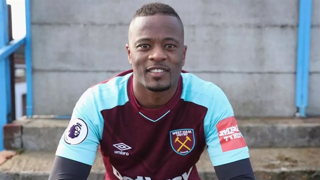 Patrice Evra geçtiğimiz haftalarda West Ham United'a imza atmıştı.