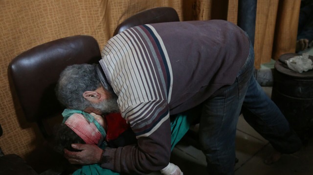 نظام الأسد يقتل بطائراته 250 مدنيًّا في الغوطة الشرقية خلال 3 أيام


