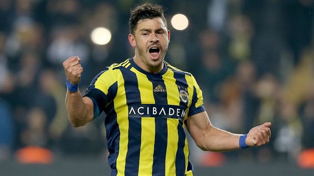 Giuliano Fenerbahçe formasıyla çıktığı 21 maçta 11 gol atarken 2 de asist kaydetti.