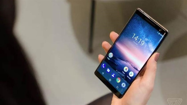 MWC 2018: Nokia 8 Sirocco tanıtıldı, işte detaylar!
