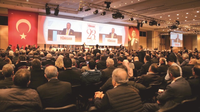 Başkan Başaran Ulusoy’un konuşması sırasında büyük tartışmalar yaşandı.
