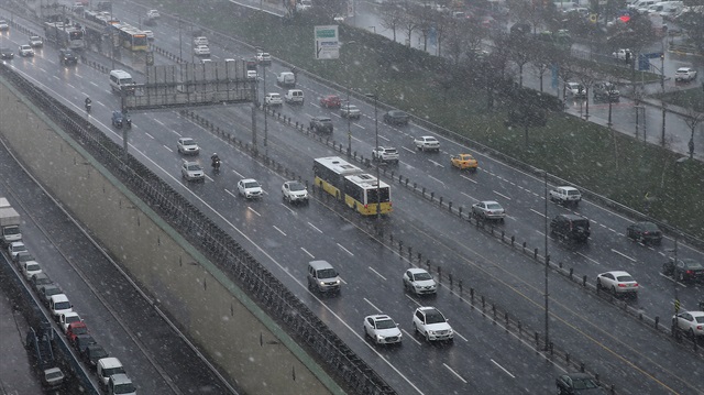 İstanbul'da bugün akşam saatlerinden itibaren kar yağışı bekleniyor.