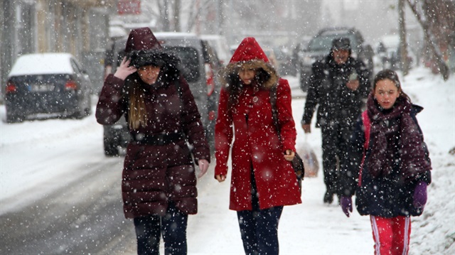 İstanbul'da hava durumu raporlarına göre bugün kar yağışı bekleniyor. 