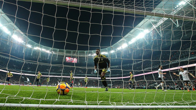 ​Beşiktaş Fenerbahçe canlı skor takibi için haberimize bakınız.