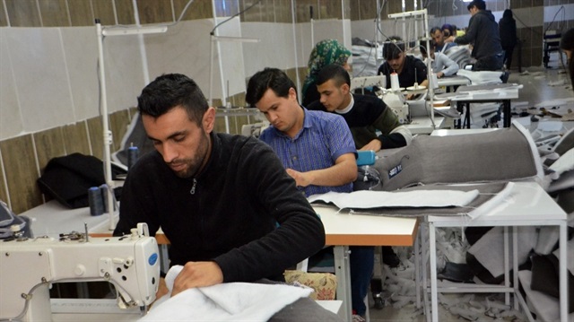 İşsizlik oranının en yüksek olduğu iller arasında bulunan Batman’da, tekstil sektörüyle işsizlik oranı da düşüyor.