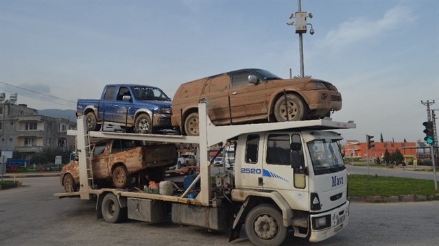 Afrin operasyonu için ÖSO'ya gönderilen konvoy sınıra ulaştı
