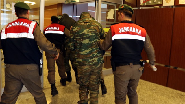 Askeri yasak bölgede yakalanan 2 Yunan askeri dün tutuklanmıştı. 