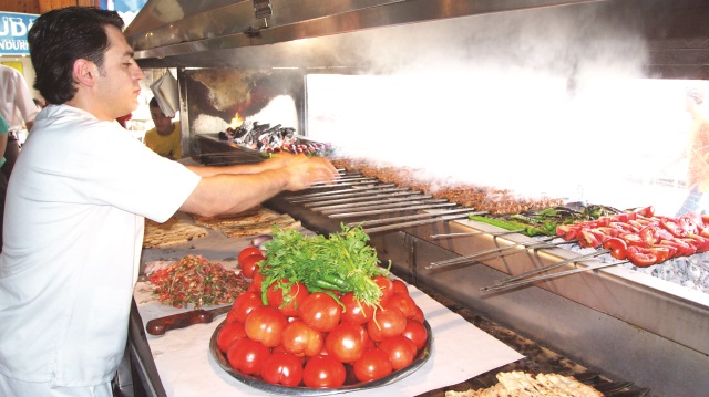 Hasan Usta, 1985 yılından beri aynı lezzetle hizmet veriyor.