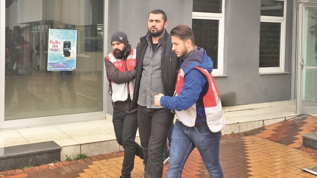 Cengiz Şıklaroğlu, haftada bir gün polis merkezine giderek imza atacak.