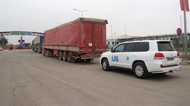BM'nin yardım konvoyu Suriye'nin Doğu Guta bölgesine ulaştı.