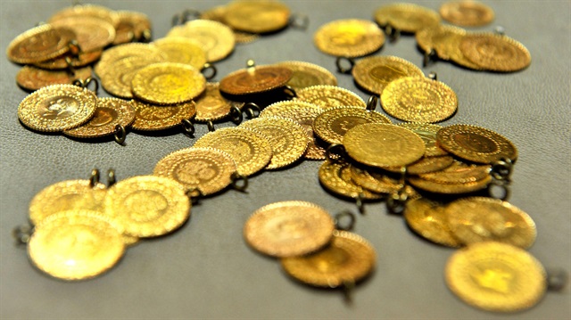 Cumhuriyet altını 1075,00 liradan alınıp 1087,00 liradan alıcı buluyor.