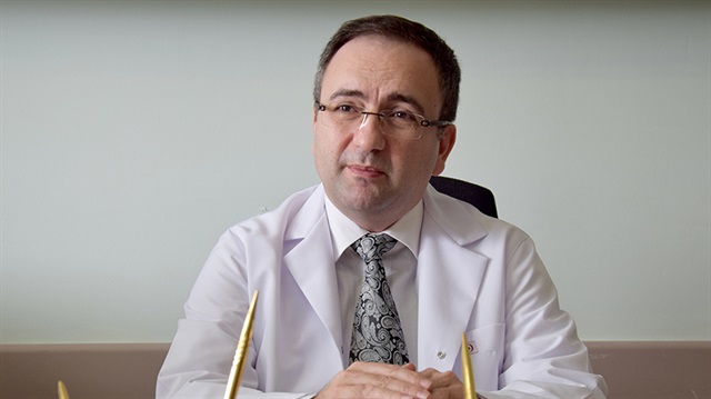 Prof. Dr. Volkan Tuğcu, 'Tuğcu Bakırköy Tekniği'ni öğrenmek için yurt dışından hekimlerin Türkiye'ye gelerek bilgi almak istediklerini söyledi.