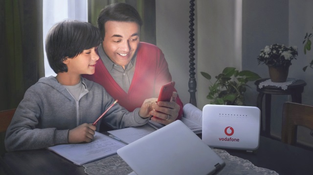 Vodafone Evde Yarıyolda Bırakmayan Ev İnterneti