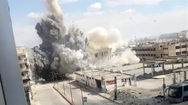 İdlib'deki saldırı anı kameralara böyle yansıdı. 