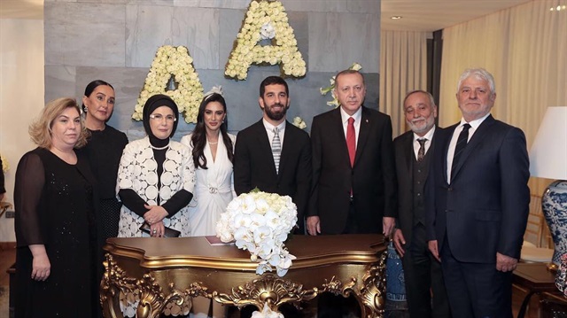 Cumhurbaşkanı Erdoğan ve eşi Emine Erdoğan, Arda Turan'ın nikah törenine katıldı​