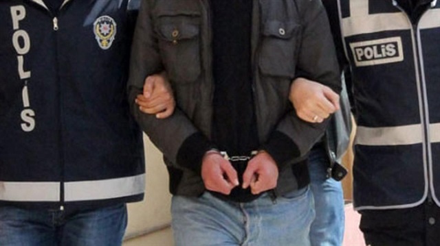 Eskişehir'de hırsızlar 6 bağ evinden çok sayıda eşyanın yanı sıra 14 de güvercin çaldı.