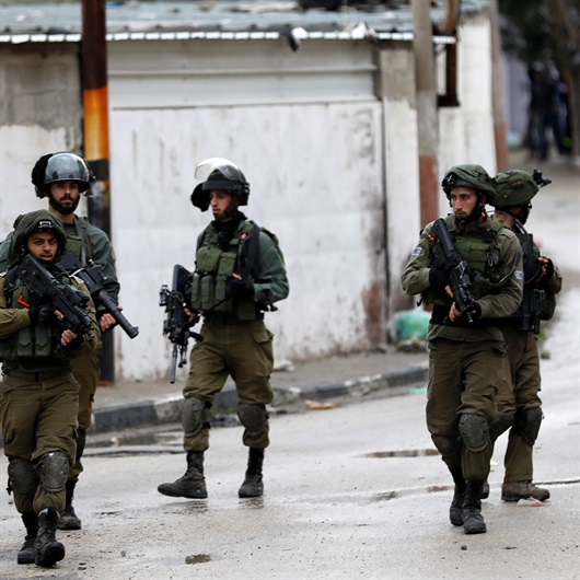 Israel arrests 16 Palestinians in West Bank