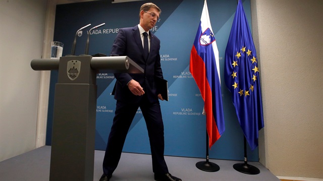 Slovenya Başbakanı Miro Cerar istifa etti.