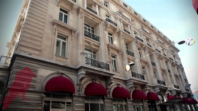 Misbah Muhayeş Vakfı, Rixos Pera İstanbul Oteli ile Pera Palas Oteli arasında yazılış ve anlam benzerliği olduğunu ifade edip davalı şirketi haksız kazanç elde etmekle suçladı.