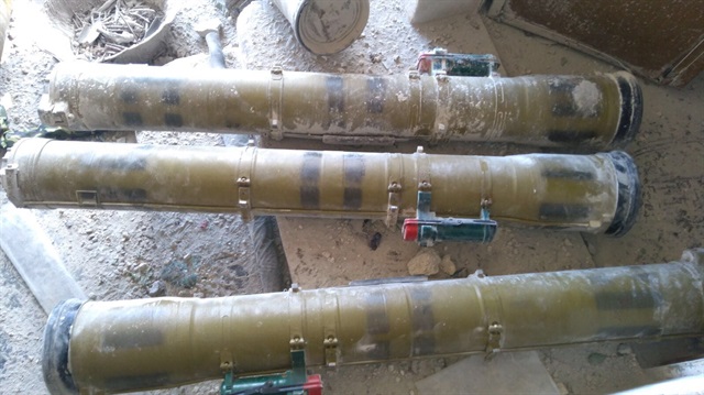 Afrin'de teröristlere ait güdümlü tanksavarlar ele geçirildi