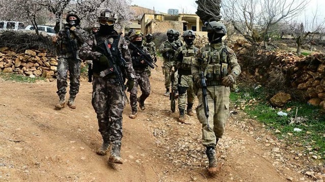 TSK’nın yeni stratejisi operasyon bölgesini Afrin, Tel Rıfat ve Mabadlı olarak 3’e bölmek. 