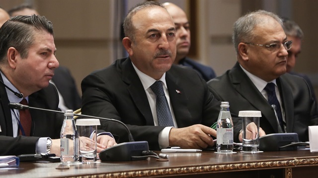 Kazakistan'ın başkenti Astana'da Suriye konulu dışişleri bakanları toplantısı başladı. Türkiye Dışişleri Bakanı Mevlüt Çavuşoğlu, Rusya Dışişleri Bakanı Sergey Lavrov ve İran Dışişleri Bakanı Cevad Zarif.