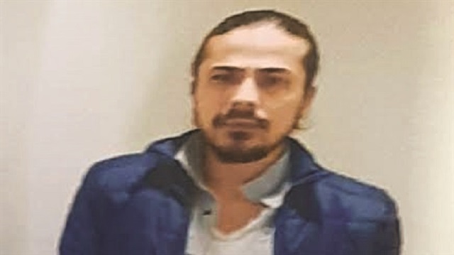 Üsküdar'daki evinde kıskıvrak yakalanan provokatör Atınç Manap'ın dolandırıcılıktan sabıkalı olduğu ortaya çıktı.