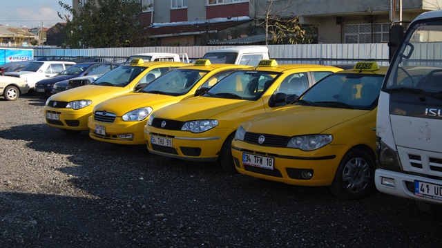 ​Taksi plakası fiyatları 100 bin lira düştü