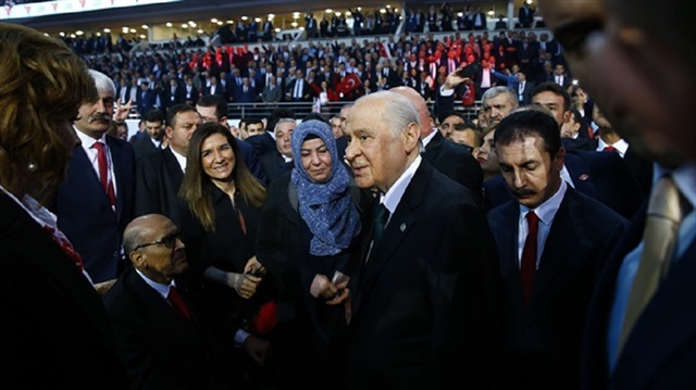 تركيا .. حزب "الحركة القومية" يجدد ثقته بـ "دولت باهجة لي" رئيساً 