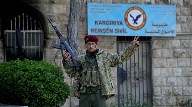 ÖSO güçleri Afrin kent merkezine girdi.