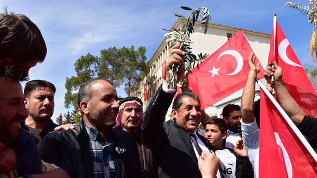 في قلب تركيا.. هكذا احتفل سوريون بتحرير عفرين من الإرهاب