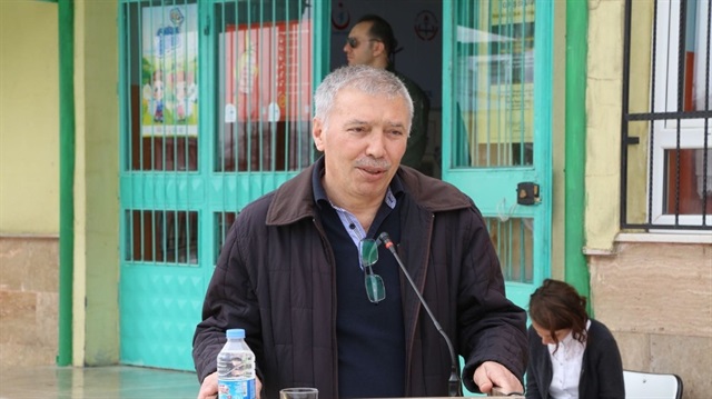 Tunceli'de şehit düşen Onur Alan'ın babası okul açılışında herkesi ağlattı.