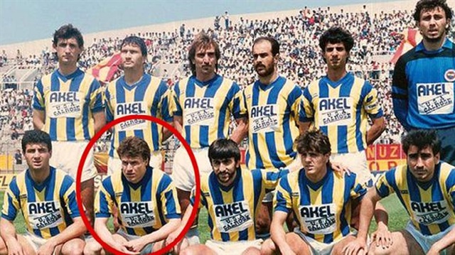 Erdi Demir 1987-1991 yılları arasında Fenerbahçe forması giymişti.
