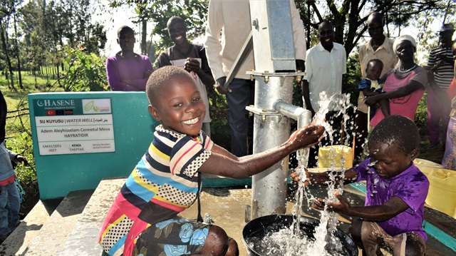Hasene yardım dernekleri Afrika'da can suyu oluyor.