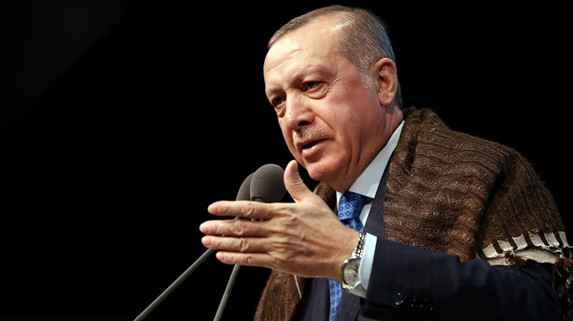 Cumhurbaşkanı Erdoğan, Türkiye’nin Münbiç ve Sincar başta olmak üzere sınırlarındaki tüm terör tehditleri ortadan kalkıncaya kadar durmayacağını söyledi.