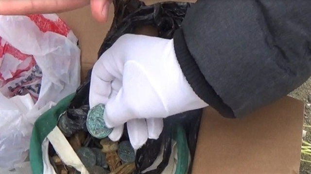 Ele geçirilen eserler Bilecik Müze Müdürlüğüne teslim edildi.