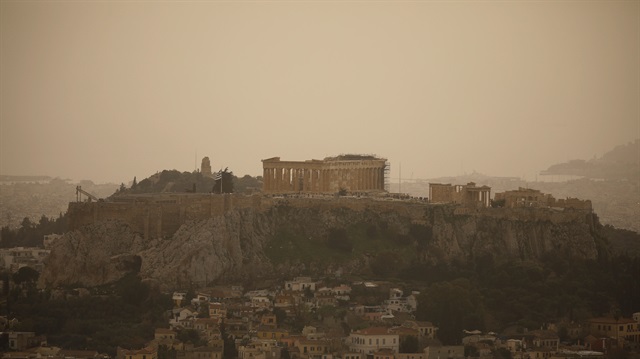 Yunanistan'da toz bulutu etkili oldu