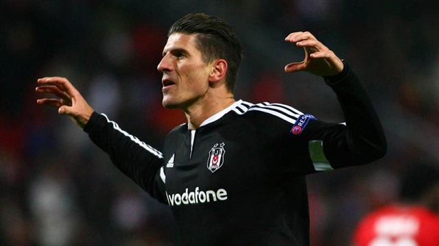 Mario Gomez Beşiktaş formasıyla çıktığı 41 maçta 28 gol atma başarısı göstermişti. 