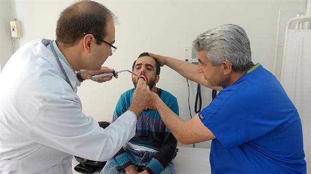 700 Suriyeli doktor ve yardımcı sağlık personeli işe alınacak.