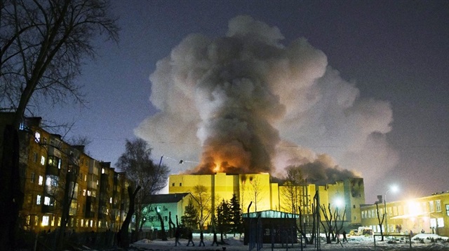 Rusya Haberleri: Rusya'daki AVM'de yangın