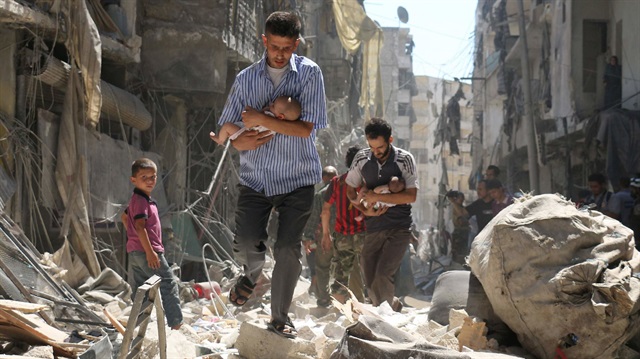 Dünyanın gözü önündeki katliam: Bir ayda 433 sivil öldürüldü