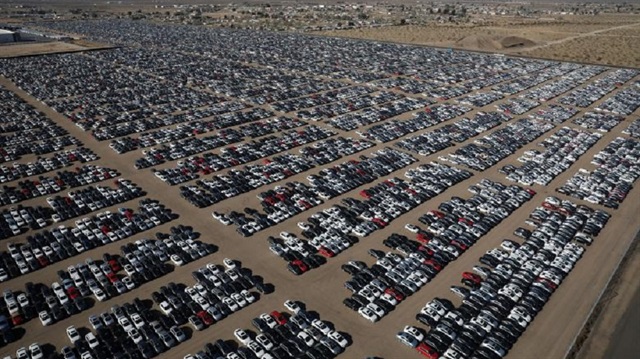 Binlerce Volkswagen ve Audi otomobil, ABD çölünde ölüme terk edildi