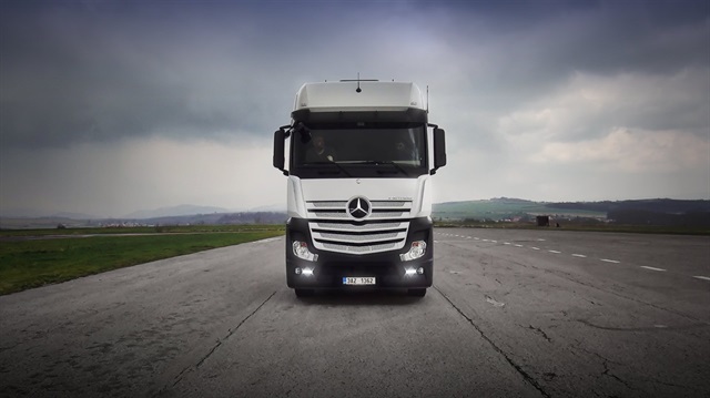 Mercedes-Benz Türk’ten 500 adetlik kamyon teslimatı
